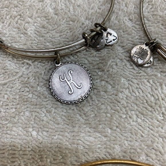 Alex And Ani Lot Of 10 Bangles 1 Cord - Picture 15 of 16